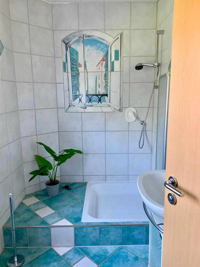 Ferienwohnung Haus Am See Ewighausen Exteriör bild